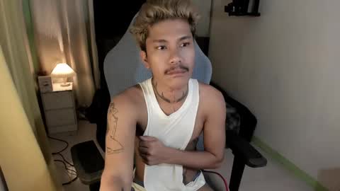 Snapshot of asian_cumsawyer chatting on 01-03-25, 04:00 bigload CUM take me private show or passwordshow online show from 01-03-25, 04:00