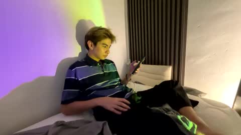 Snapshot of asian_cutie20 chatting on 03-06-25, 06:48 Aidan online show from 03-06-25, 06:48