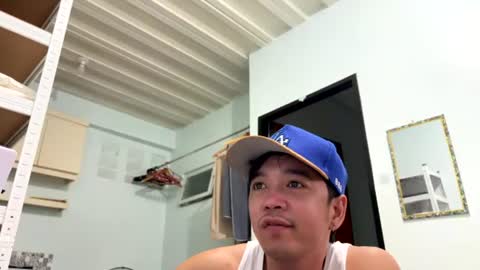 Snapshot of asian_guy0830 chatting on 07-10-26, 09:34 asian_guy0830 online show from 07-10-26, 09:34