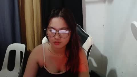Snapshot of asian_honey69 chatting on 05-16-26, 03:44 bb girl online show from 05-16-26, 03:44