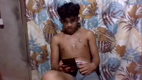Snapshot of asian_hunk_moreno chatting on 08-05-26, 06:00 Yuri online show from 08-05-26, 06:00