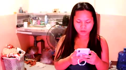 Snapshot of asian_kweenv chatting on 07-30-26, 01:59 Alex online show from 07-30-26, 01:59