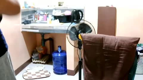 Snapshot of asian_kweenv chatting on 08-06-26, 06:54 Alex online show from 08-06-26, 06:54