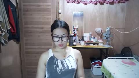 Snapshot of asian_llory chatting on 09-12-25, 12:00 asian_llory online show from 09-12-25, 12:00