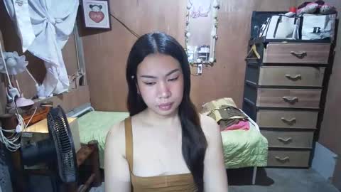 Snapshot of asian_llory chatting on 10-11-25, 11:42 asian_llory online show from 10-11-25, 11:42