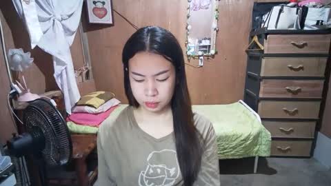 Snapshot of asian_llory chatting on 10-12-25, 10:20 asian_llory online show from 10-12-25, 10:20