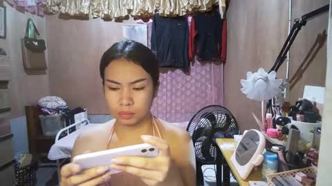 Snapshot of asian_llory chatting on 11-02-25, 12:18 asian_llory online show from 11-02-25, 12:18