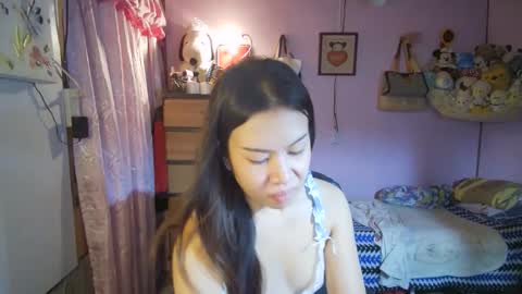 Snapshot of asian_llory chatting on 03-13-26, 12:17 asian_llory online show from 03-13-26, 12:17