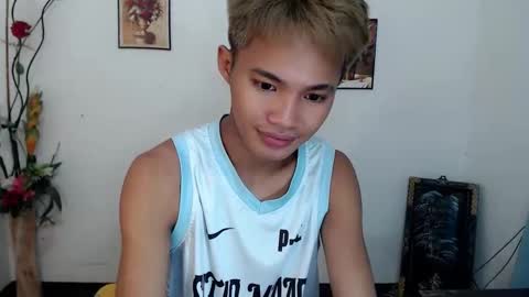 asian_lover05 online show from 09-09-25, 05:12