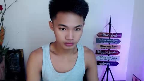 asian_lover05 online show from 11-12-25, 07:35