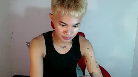 asian_lover05 online show from 05-02-26, 04:12