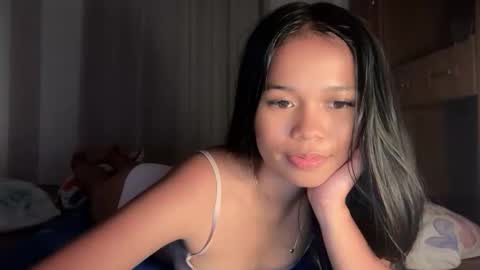 Snapshot of asian_mikyla chatting on 11-04-25, 07:02 asian_mikyla online show from 11-04-25, 07:02