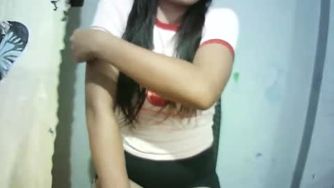 Snapshot of asian_novielyn19xxx chatting on 05-05-26, 12:35 asian_novielyn19xxx online show from 05-05-26, 12:35