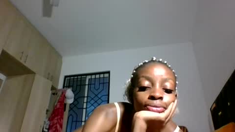 Snapshot of asian_pinay01 chatting on 07-14-26, 10:21 Asia online show from 07-14-26, 10:21