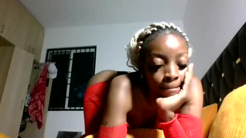 Snapshot of asian_pinay01 chatting on 07-15-26, 01:33 Asia online show from 07-15-26, 01:33