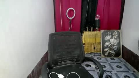 asian_pretty143 online show from 10-04-25, 08:56