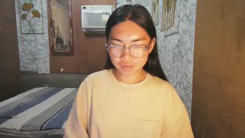 Rhean online show from 10-23-25, 02:22