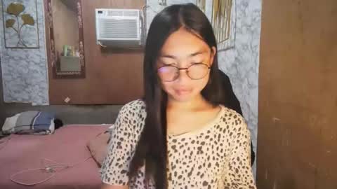 Rhean online show from 12-18-25, 12:17