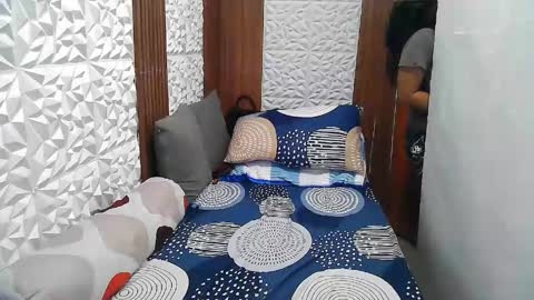 Snapshot of asian_sexydimples chatting on 05-05-26, 02:08 Trixie online show from 05-05-26, 02:08
