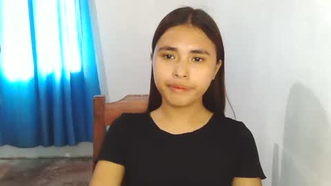 Sofia online show from 06-18-26, 06:24