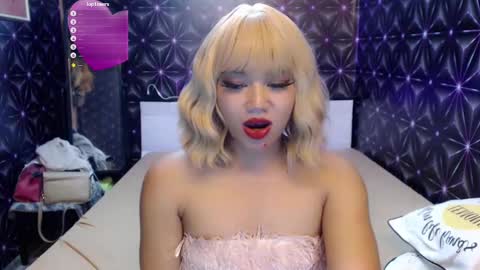 Snapshot of asian_suteishi chatting on 01-17-25, 07:27 stacey online show from 01-17-25, 07:27