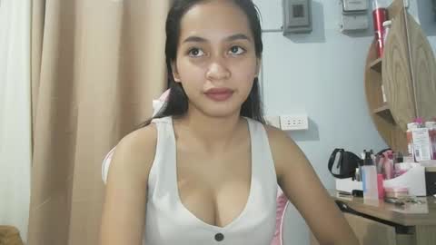 asian_trish online show from 10-17-25, 12:19