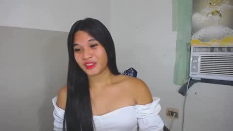 Yan online show from 10-22-25, 06:40