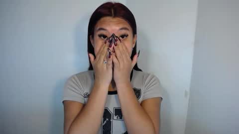 Yan online show from 05-19-26, 05:52