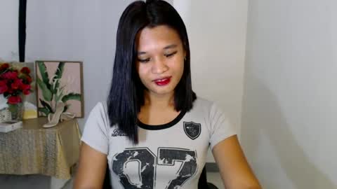 Snapshot of asian_yannie chatting on 06-18-26, 11:20 Yan online show from 06-18-26, 11:20