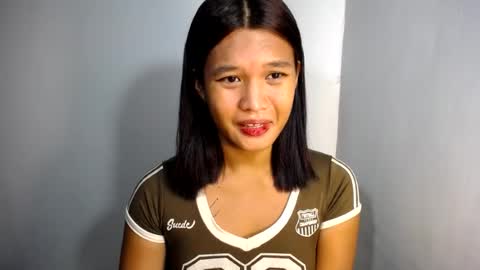 Snapshot of asian_yannie chatting on 06-24-26, 04:28 Yan online show from 06-24-26, 04:28