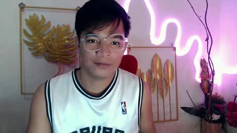 Snapshot of asianash18 chatting on 06-29-26, 09:59 ASH online show from 06-29-26, 09:59