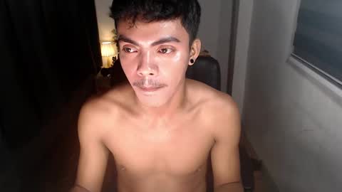 Snapshot of asianboyhunt chatting on 12-06-24, 10:30 Fev online show from 12-06-24, 10:30