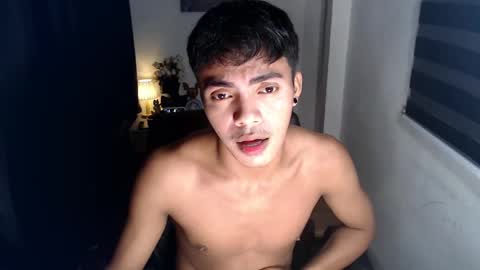 Snapshot of asianboyhunt chatting on 12-10-24, 12:17 Fev online show from 12-10-24, 12:17