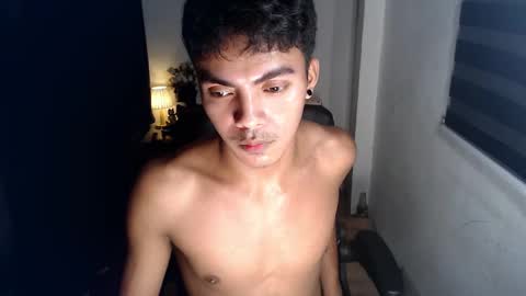 Snapshot of asianboyhunt chatting on 12-10-24, 03:20 Fev online show from 12-10-24, 03:20