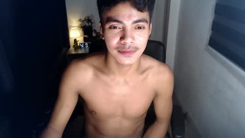 Snapshot of asianboyhunt chatting on 12-13-24, 12:09 Fev online show from 12-13-24, 12:09