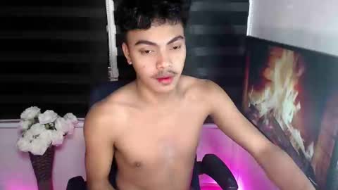 Snapshot of asianboyhunt chatting on 02-10-25, 12:52 Fev online show from 02-10-25, 12:52