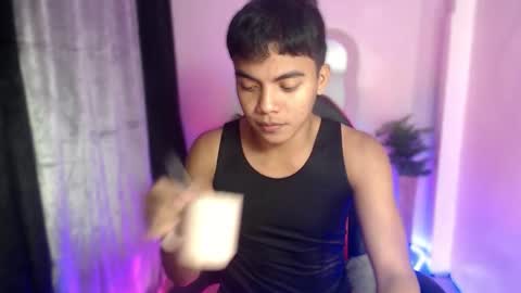 Snapshot of asianboyhunt chatting on 10-09-25, 07:56 Fev online show from 10-09-25, 07:56