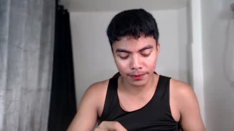 Snapshot of asianboyhunt chatting on 10-13-25, 06:02 Fev online show from 10-13-25, 06:02