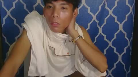 Snapshot of asiancockinsan chatting on 03-11-26, 02:12 Isan online show from 03-11-26, 02:12