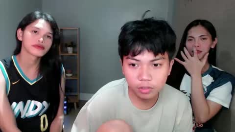   online show from 12-18-24, 03:55