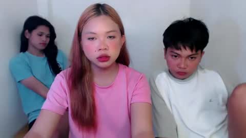   online show from 02-03-25, 08:13