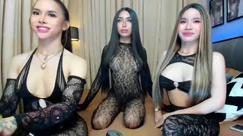 Snapshot of asianhugecockcindy chatting on 12-18-24, 01:05 asianhugecockcindy online show from 12-18-24, 01:05