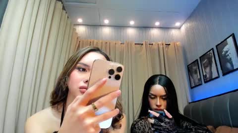 Snapshot of asianhugecockcindy chatting on 12-18-24, 10:30 asianhugecockcindy online show from 12-18-24, 10:30