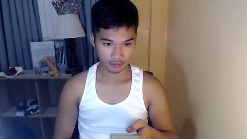 Snapshot of asianhunk_jamesx chatting on 10-09-25, 07:01 asianhunk_jamesx online show from 10-09-25, 07:01