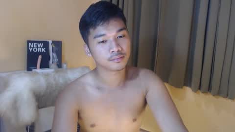 Snapshot of asianhunk_jamesx chatting on 11-04-25, 10:31 asianhunk_jamesx online show from 11-04-25, 10:31