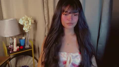 Kianna online show from 12-21-25, 01:18