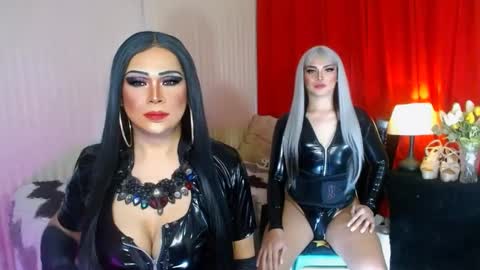 Snapshot of asianlovelykhim chatting on 02-24-25, 03:53 Ara online show from 02-24-25, 03:53