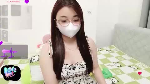 asianniky online show from 09-15-25, 12:43
