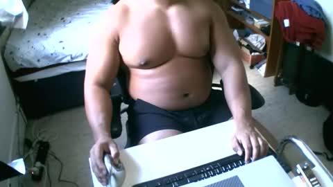 Snapshot of asianscottmusclejohnson93 chatting on 09-09-25, 03:55 Johnson online show from 09-09-25, 03:55