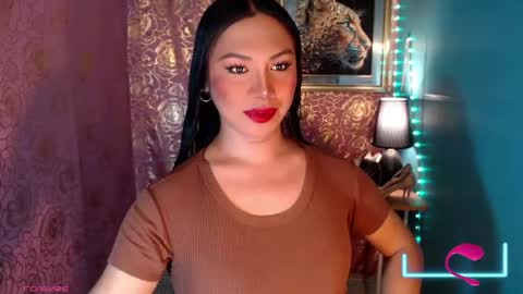Snapshot of asiansignificant chatting on 04-21-26, 09:04 Babe online show from 04-21-26, 09:04